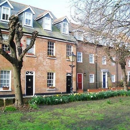 The Quay - Old Town Poole B&B - Great Location - Secure Free Parking Екстериор снимка
